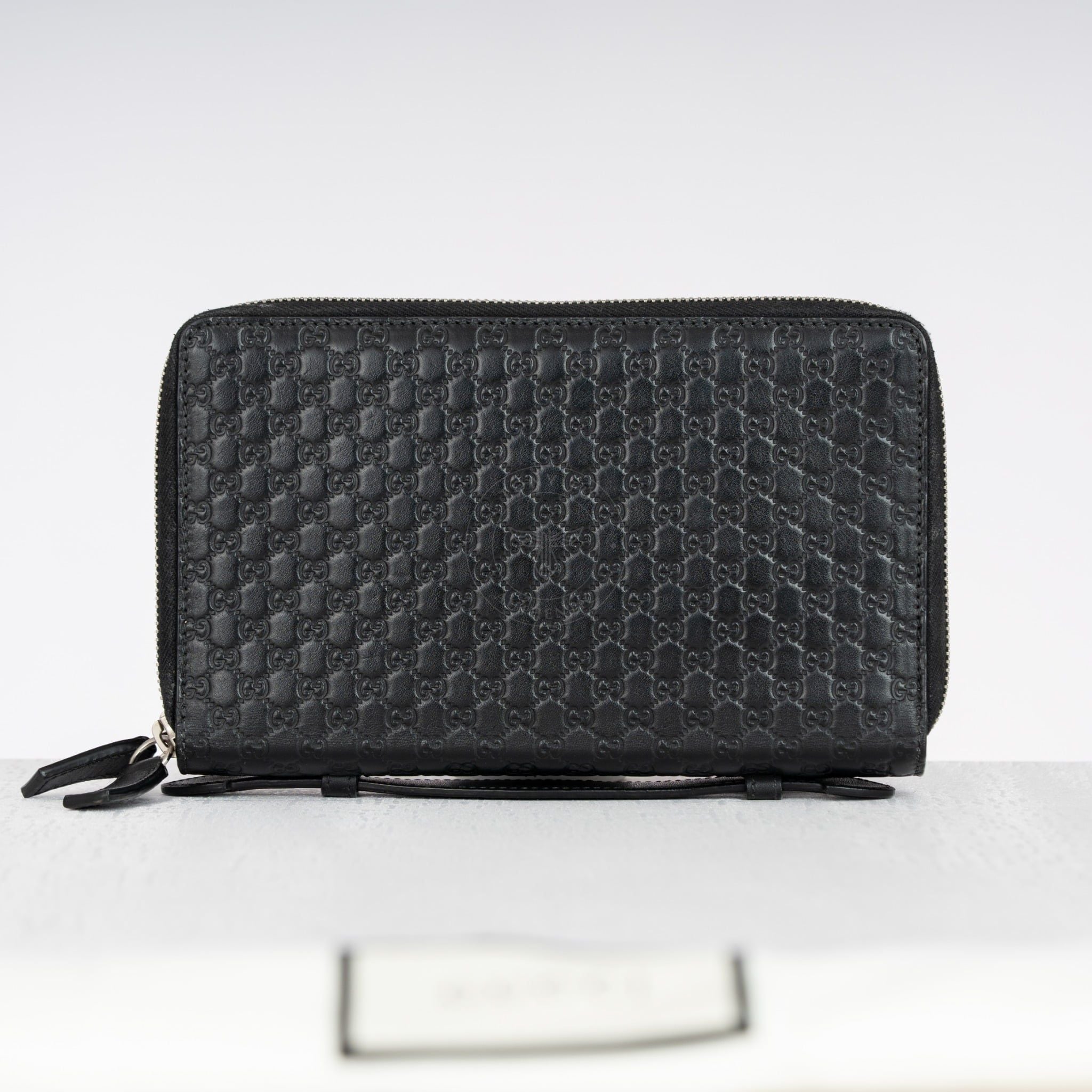 Clutch /Ví Zippy Gucci Guccissima in Black size 20