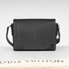 Túi Louis Vuitton New Flap Noir Taiga Messenger Size 28