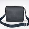 Túi đeo Louis Vuitton Roman PM Messenger Black Taiga size 26