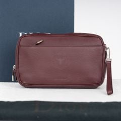Clutch Dior Homme Cowhide in Rouge size 27