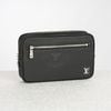 Clutch Louis Vuitton Kasai Noir Taiga (Đen) size 24