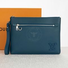Clutch/ Pouch Louis Vuitton Takeoff Aerogram (Navy Ink) size 30