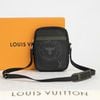 Túi đeo Louis Vuitton Navy Black Danube Taurillon PM size 21