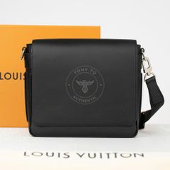 Túi đeo Louis Vuitton Roman PM Messenger Black Taiga size 26