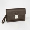 Clutch Louis Vuitton Neo Belaia Brown Taiga Size 27