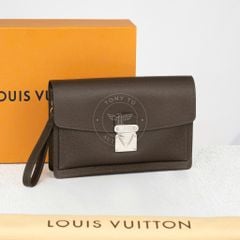 Clutch Louis Vuitton Neo Belaia Brown Taiga Size 27