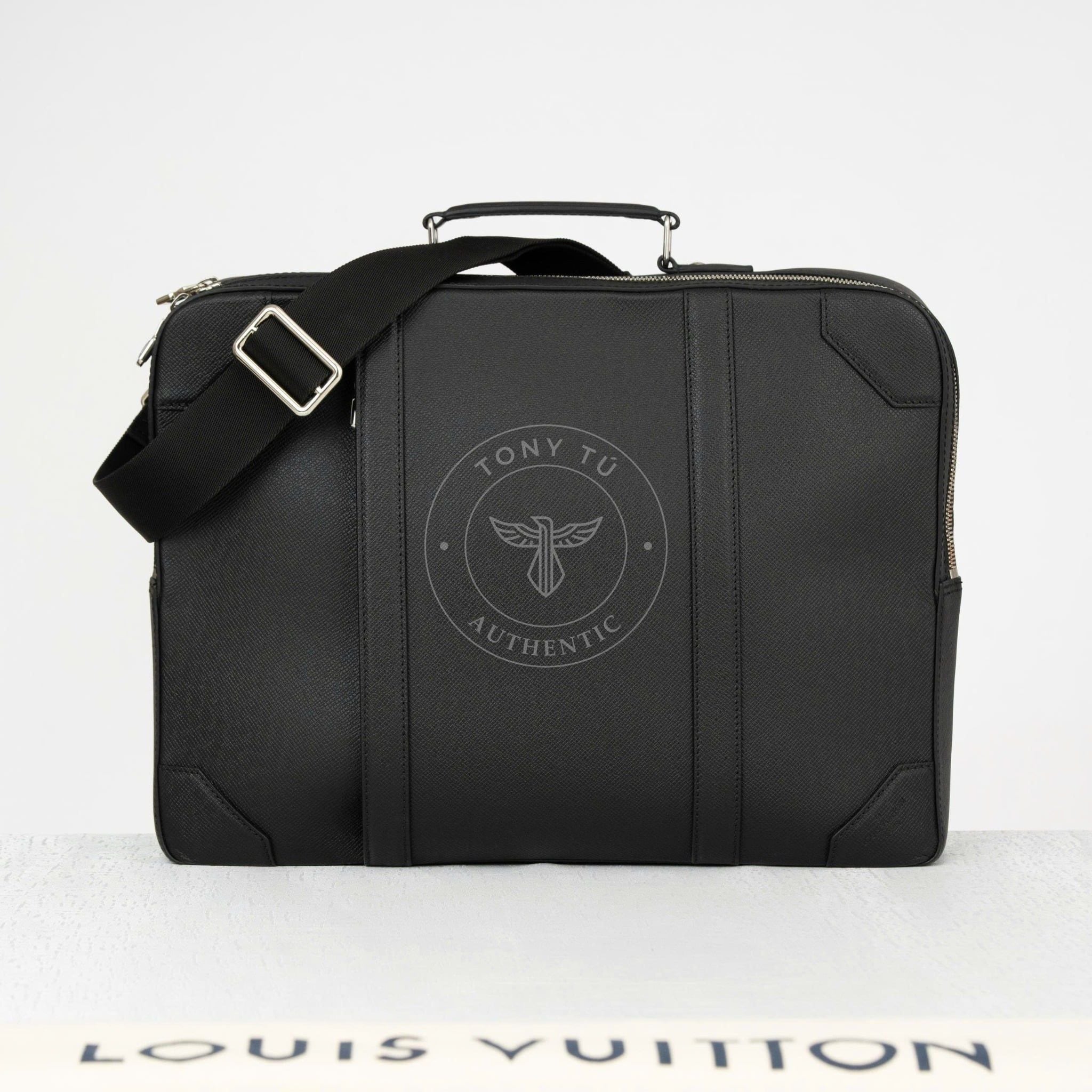 Cặp tài liệu Louis Vuitton Backpack Hybrid Noir Taiga size 38