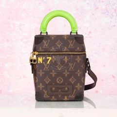 Túi đeo Louis Vuitton Vertical Box Trunk No. 7 Monogram Ebene (Unisex) size 21