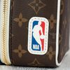 Clutch Louis Vuitton x NBA Cloakroom Dopp Kit Monogram Ebene (Limited) size 23