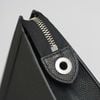 Clutch Louis Vuitton Voyage MM Noir Taiga (New SS - Code Chip) size 27