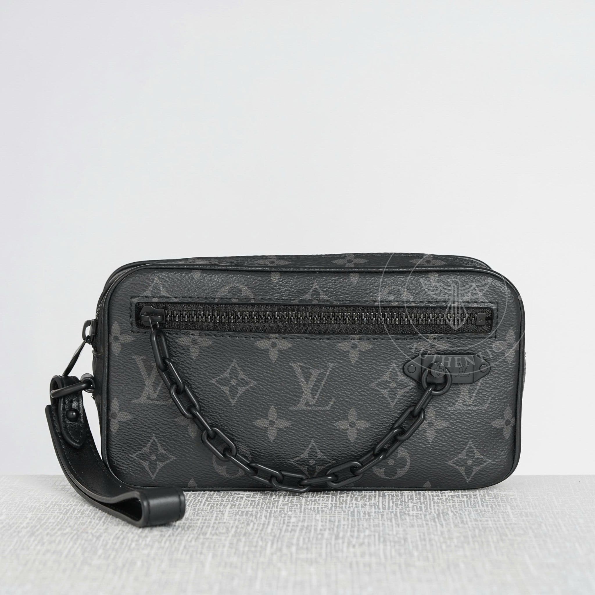 Clutch/Túi đeo Louis Vuitton Volga Monogram Eclipse