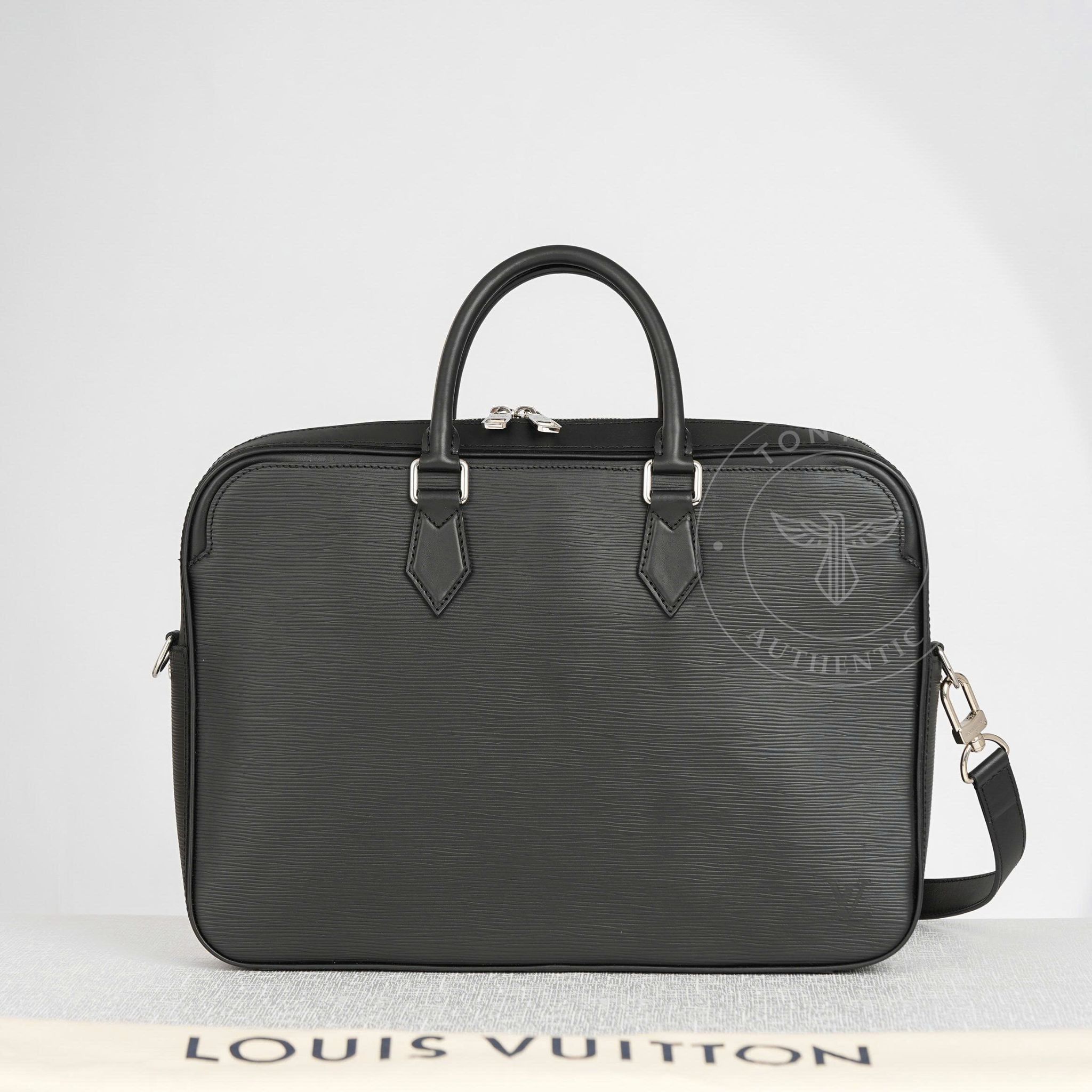 Cặp tài liệu Louis Vuitton Dandy MM Noir Epi size 40 (Đen)