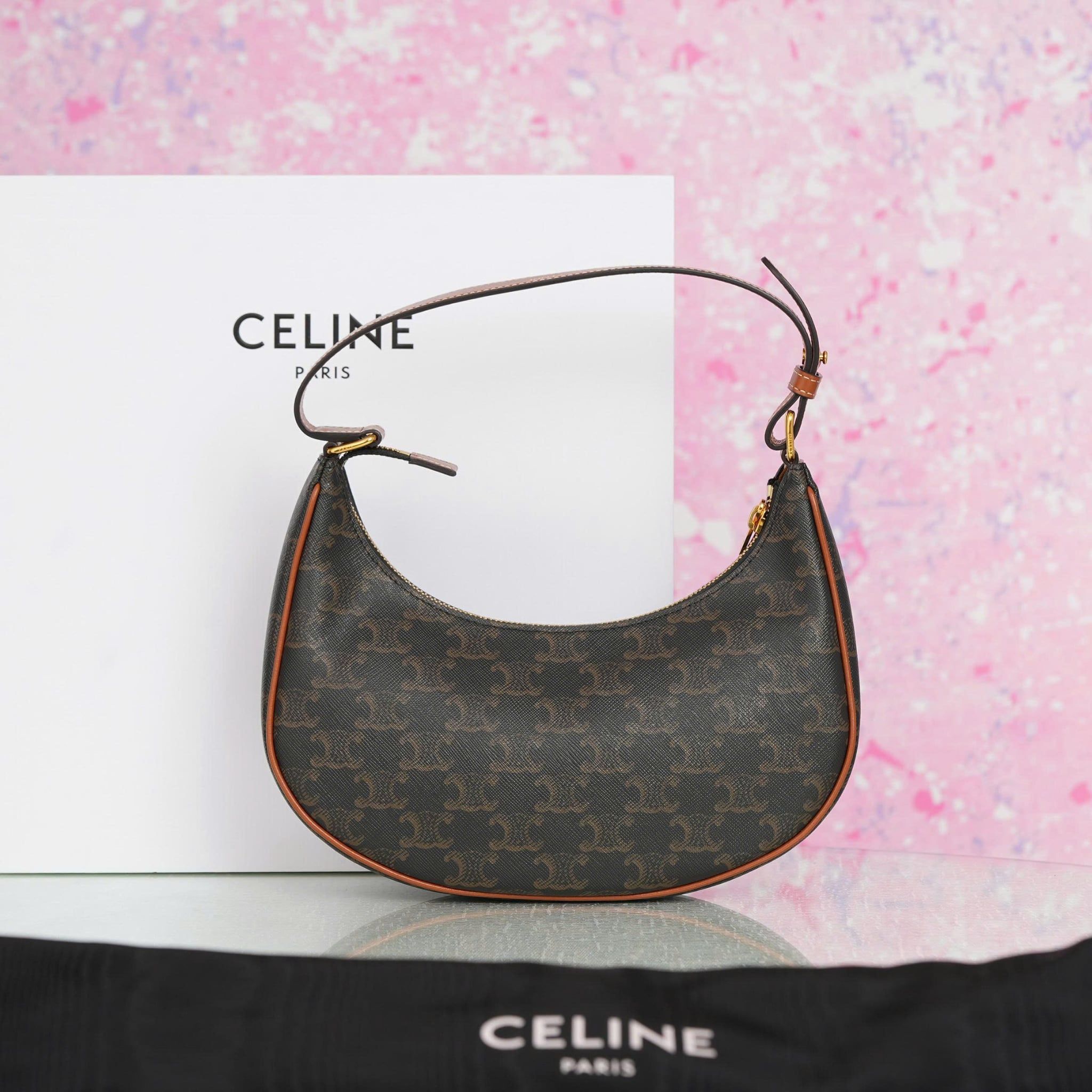 Túi đeo Celine Ava in Triomphe Monogram Canvas size 24