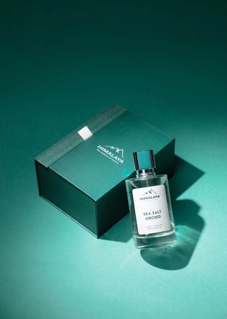 Nước hoa quần áo Himalaya Sea Salt & Orchid