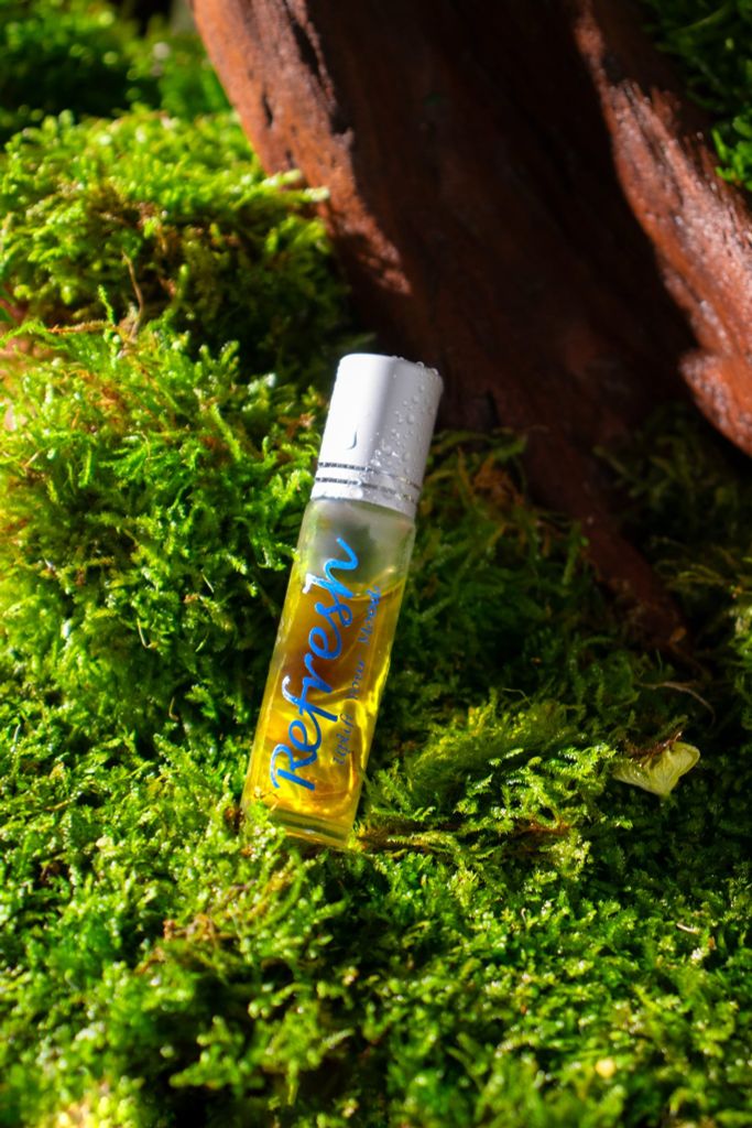 Tinh dầu lăn Refresh Himalaya