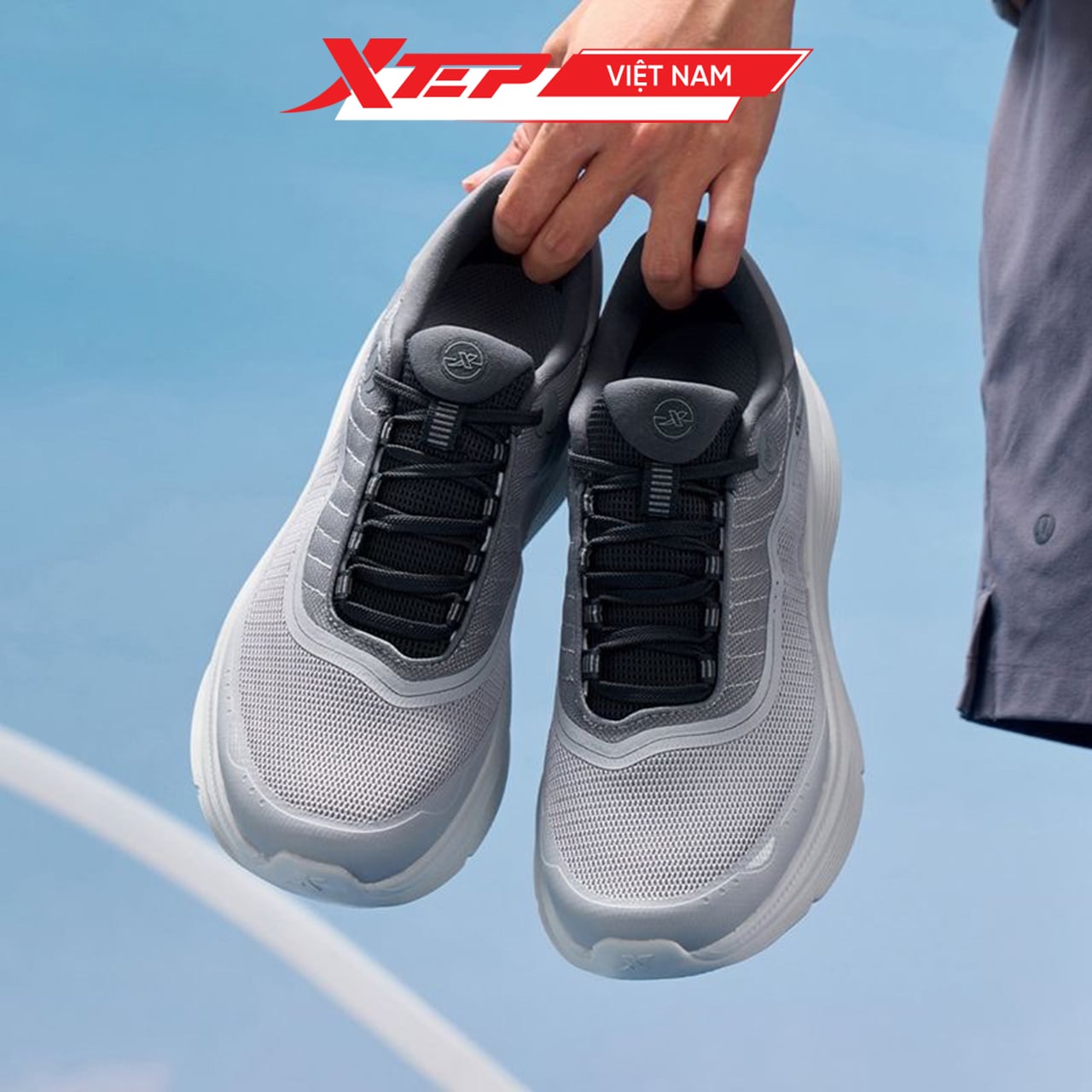  Giày Chạy Bộ Nam Xtep 975319110068 