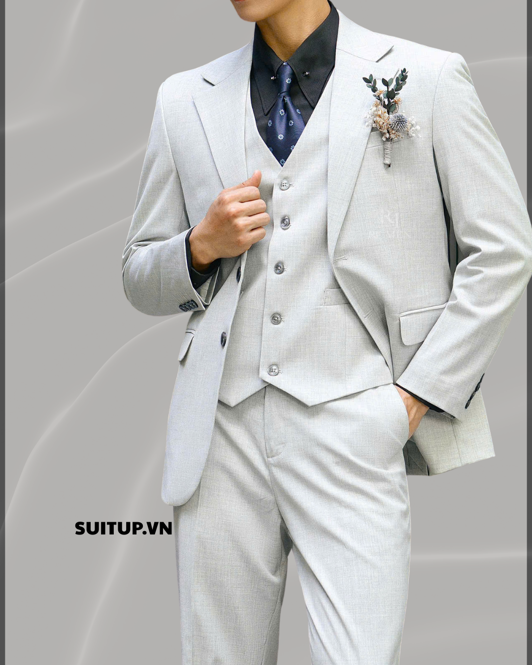 Vest Nam SUIT UP