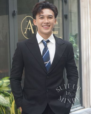 Bộ vest nam đen trơn đơn giản VESTNAM