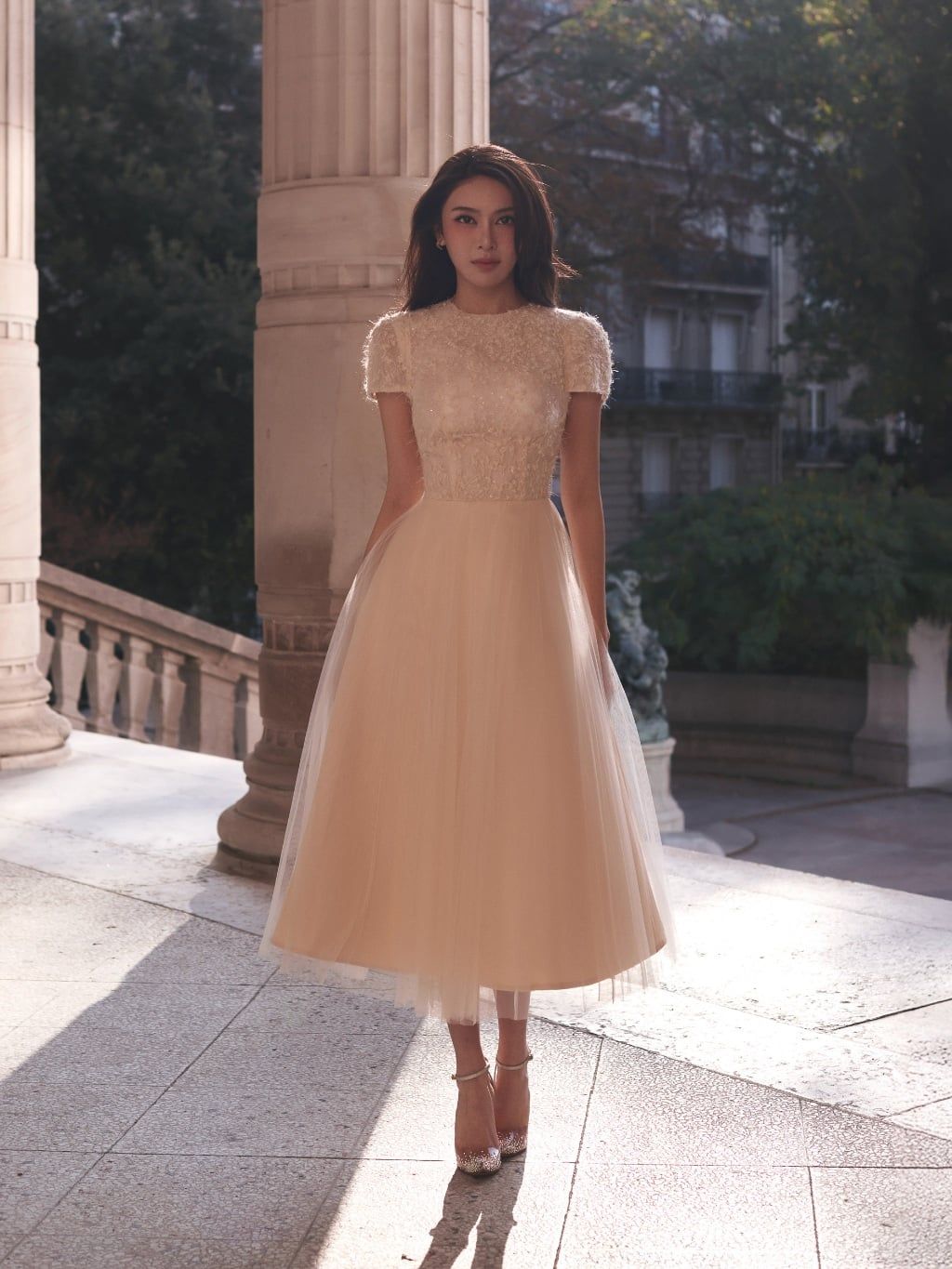 Đầm Midi Sona Tulle Đính Hoa LOVELYN