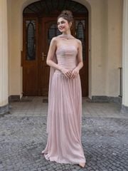 Đầm Dạ Hội Midi Blush Bloom Tơ Xếp Nếp Kèm Choàng LOVELYN