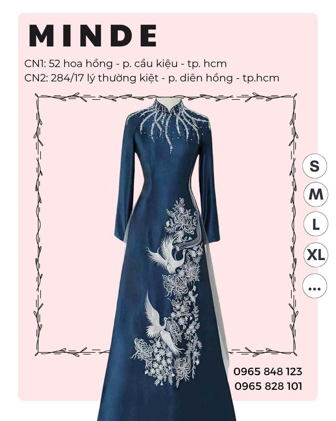 Áo Dài Bà Sui Xanh Đậm Họa tiết Chim Hạc Cùng Cổ Cao Đính Đá MADAME ĐÀO THỊ