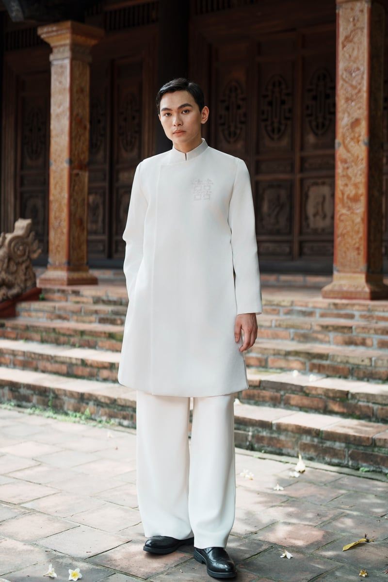 Áo Dài Nam Hỷ Bạch Đăng