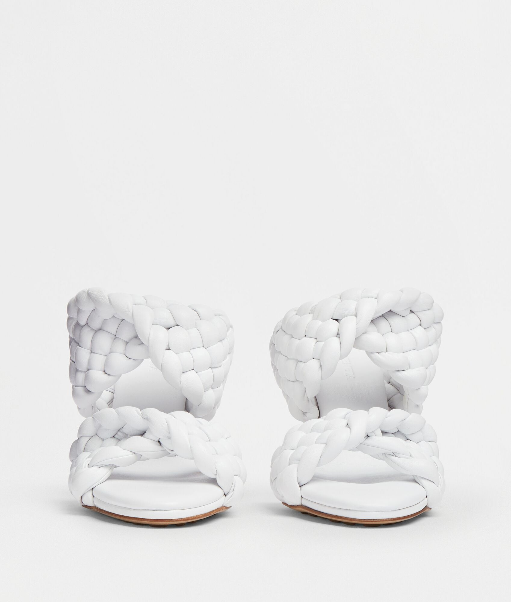  Giày Nữ Bottega Veneta The Curve Padded Intrecciato Leather 'White' 