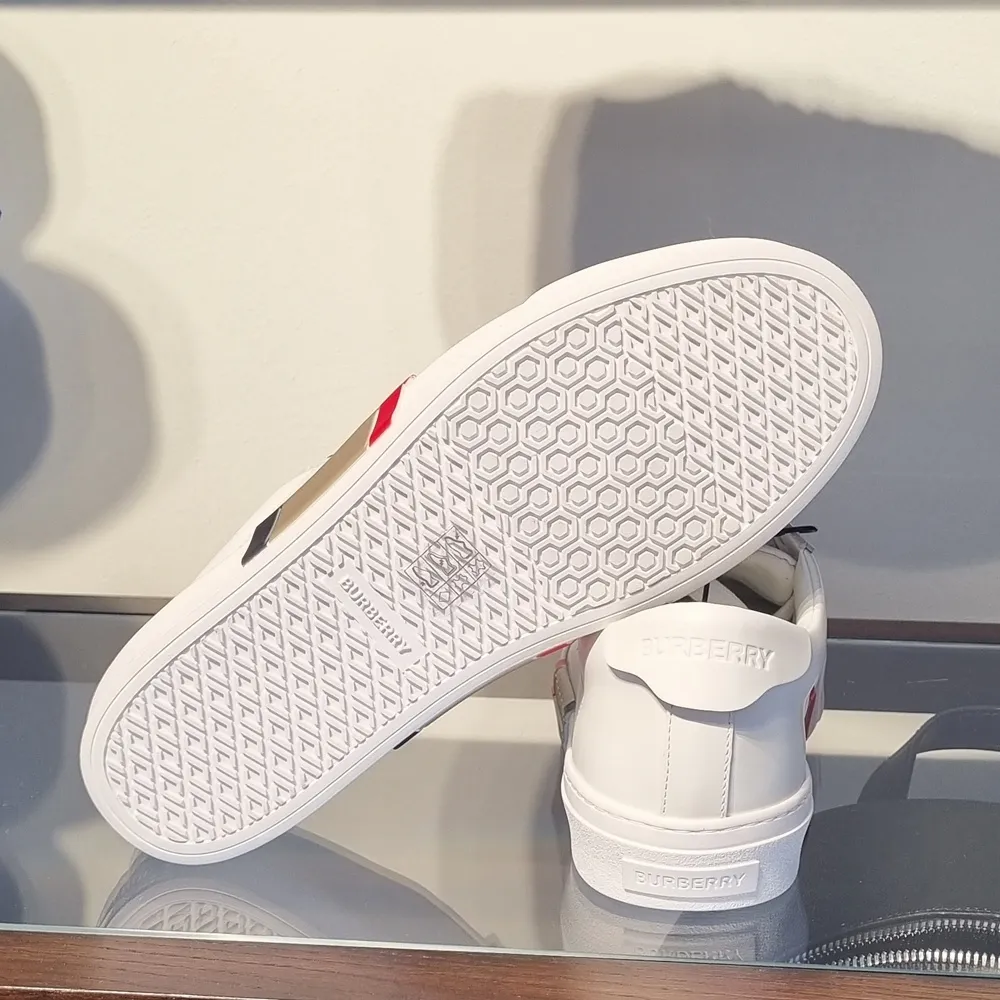  Giày Nam Burberry Round Head Laced 'White'​ 