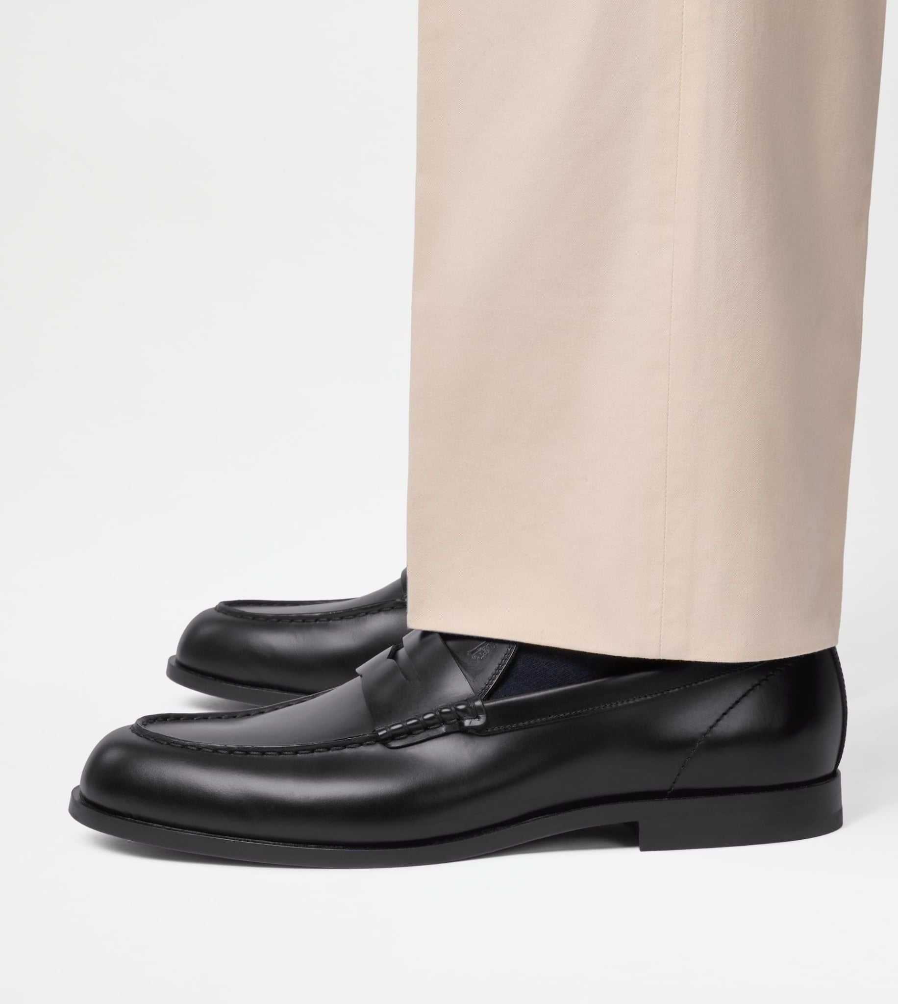  Giày Nam Tod's Loafers In Leather 'Black' 