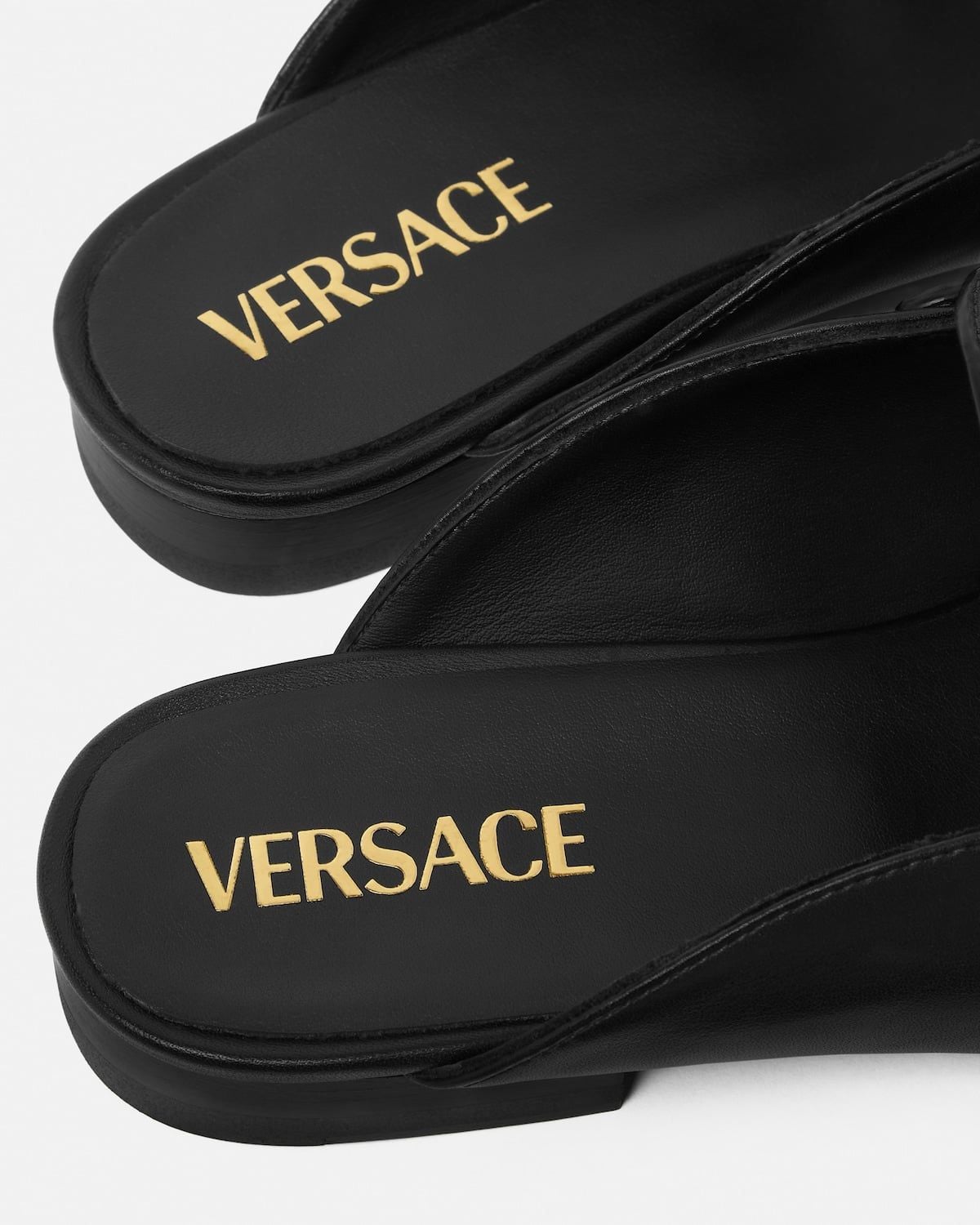  Giày Nữ Versace Medusa Loafers 'Black' 