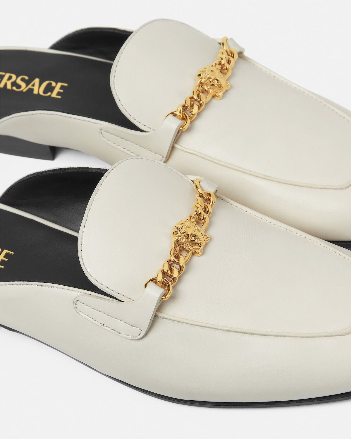  Giày Nữ Versace Medusa Loafers 'White' 