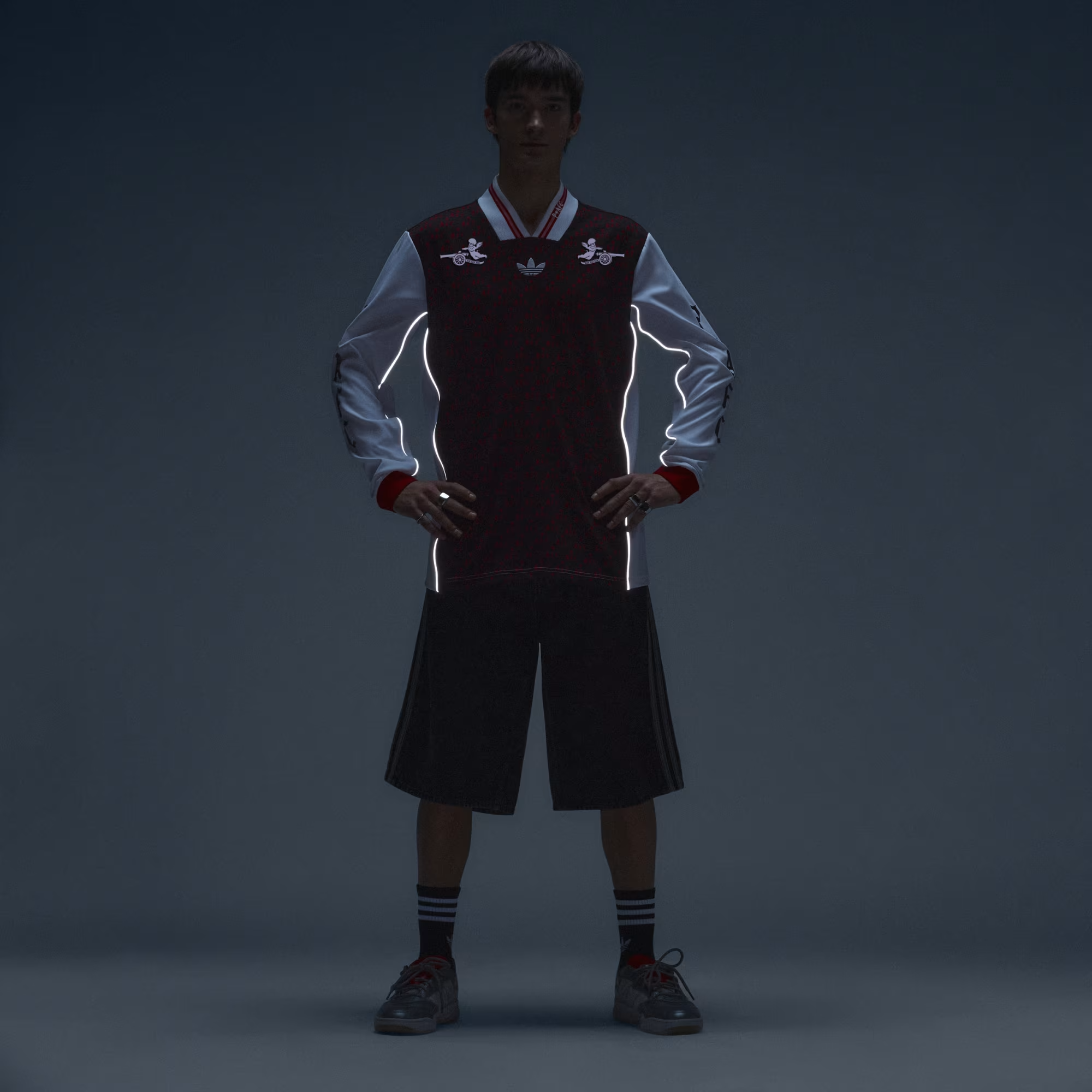  Áo Adidas Arsenal FC Places + Faces Lifestyler 