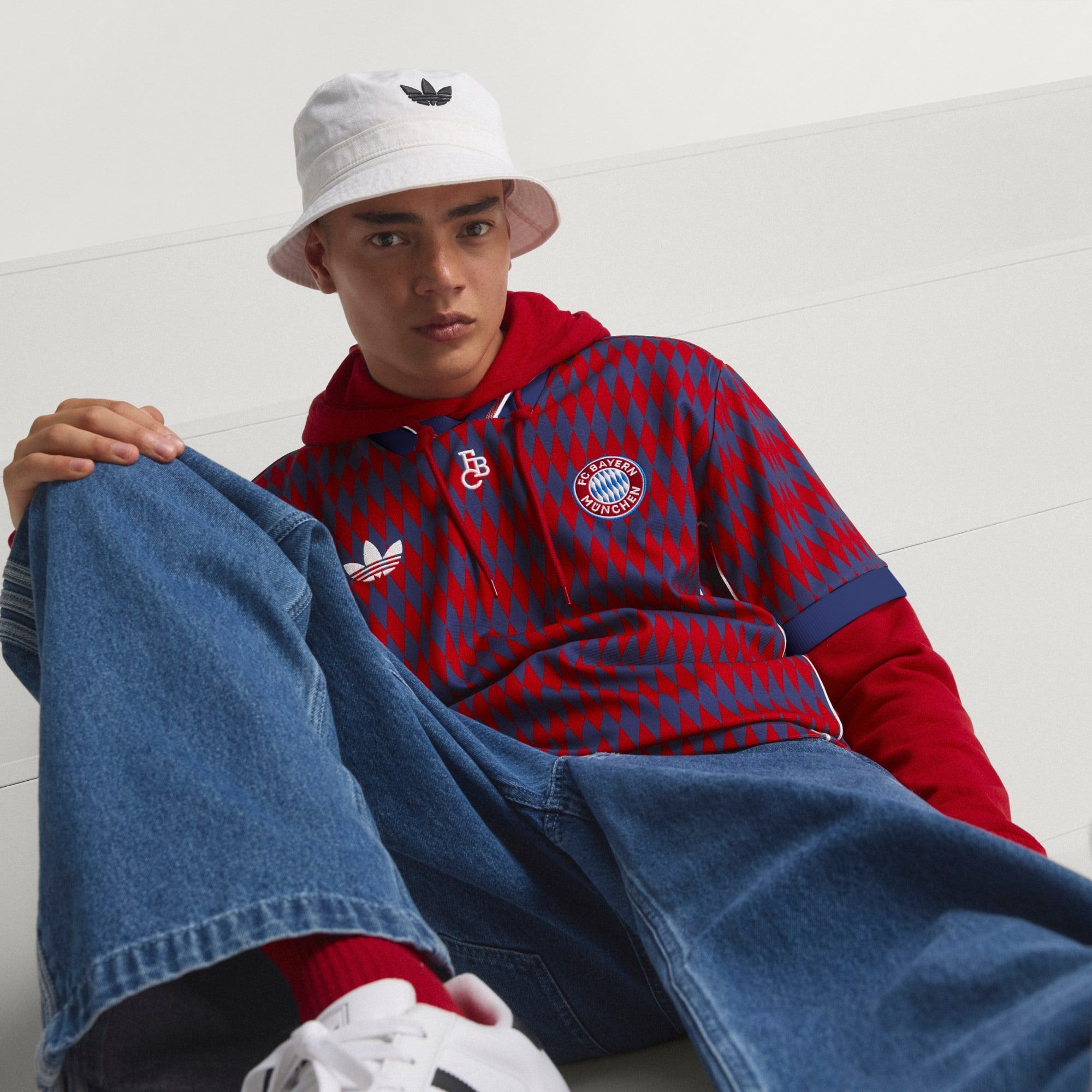  Áo Adidas FC Bayern Munich LFSTLR Jersey 