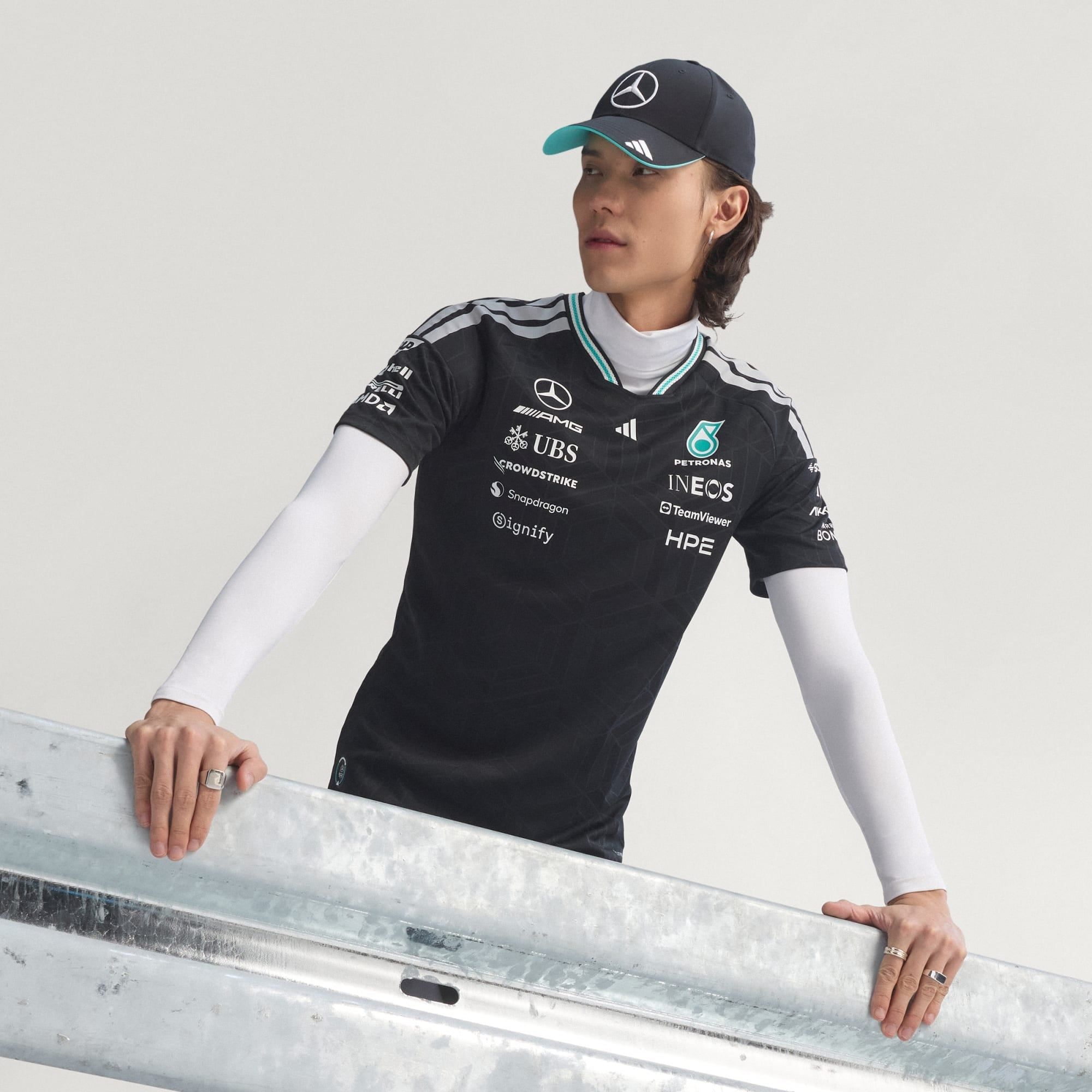  Áo Adidas Mercedes AMG Petronas Formula 1 Authentic 'Black' 