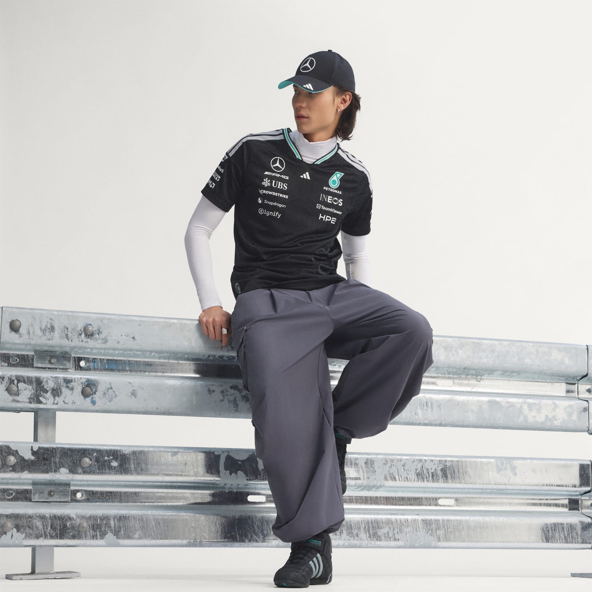  Áo Adidas Mercedes AMG Petronas Formula 1 Authentic 'Black' 