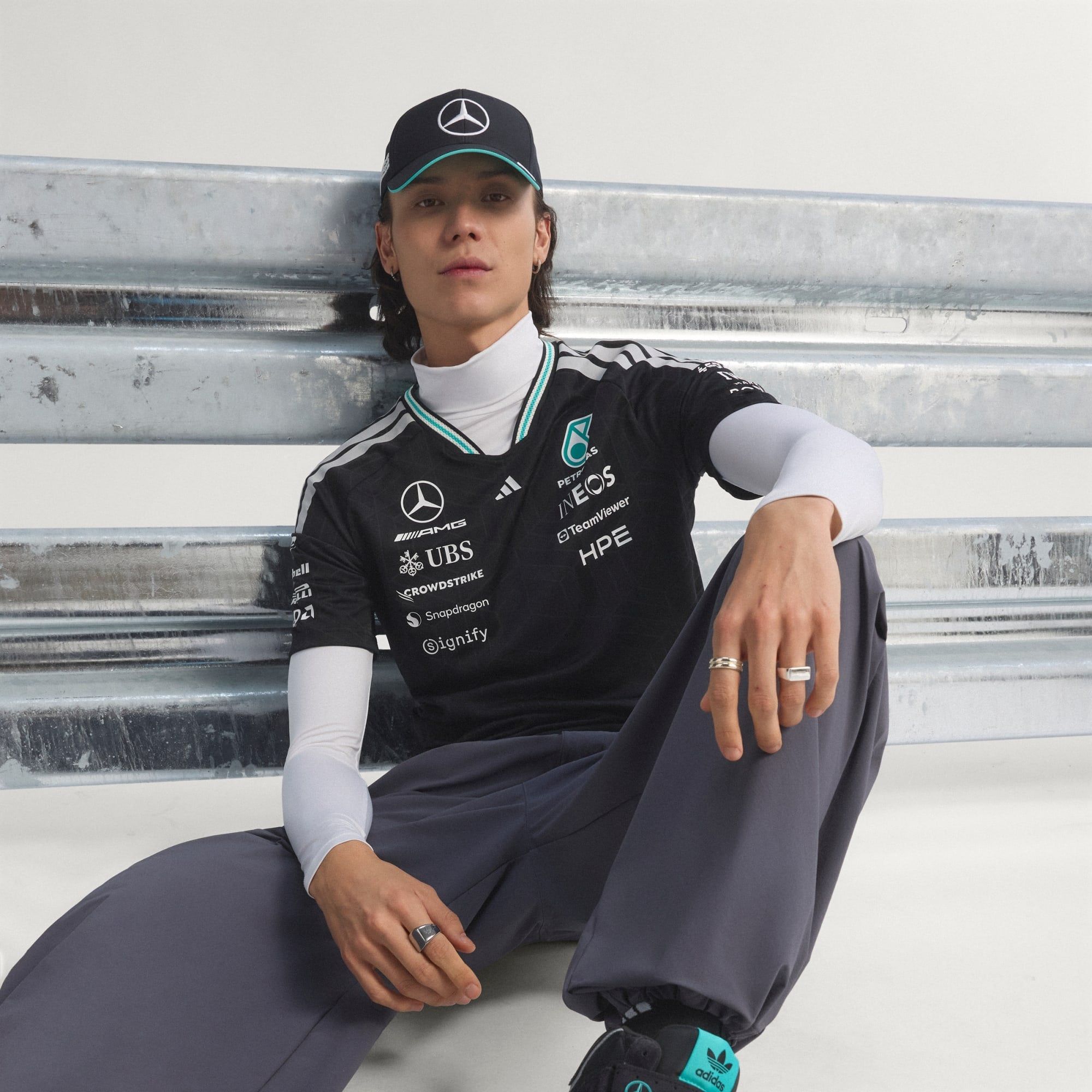  Áo Adidas Mercedes AMG Petronas Formula 1 Authentic 'Black' 