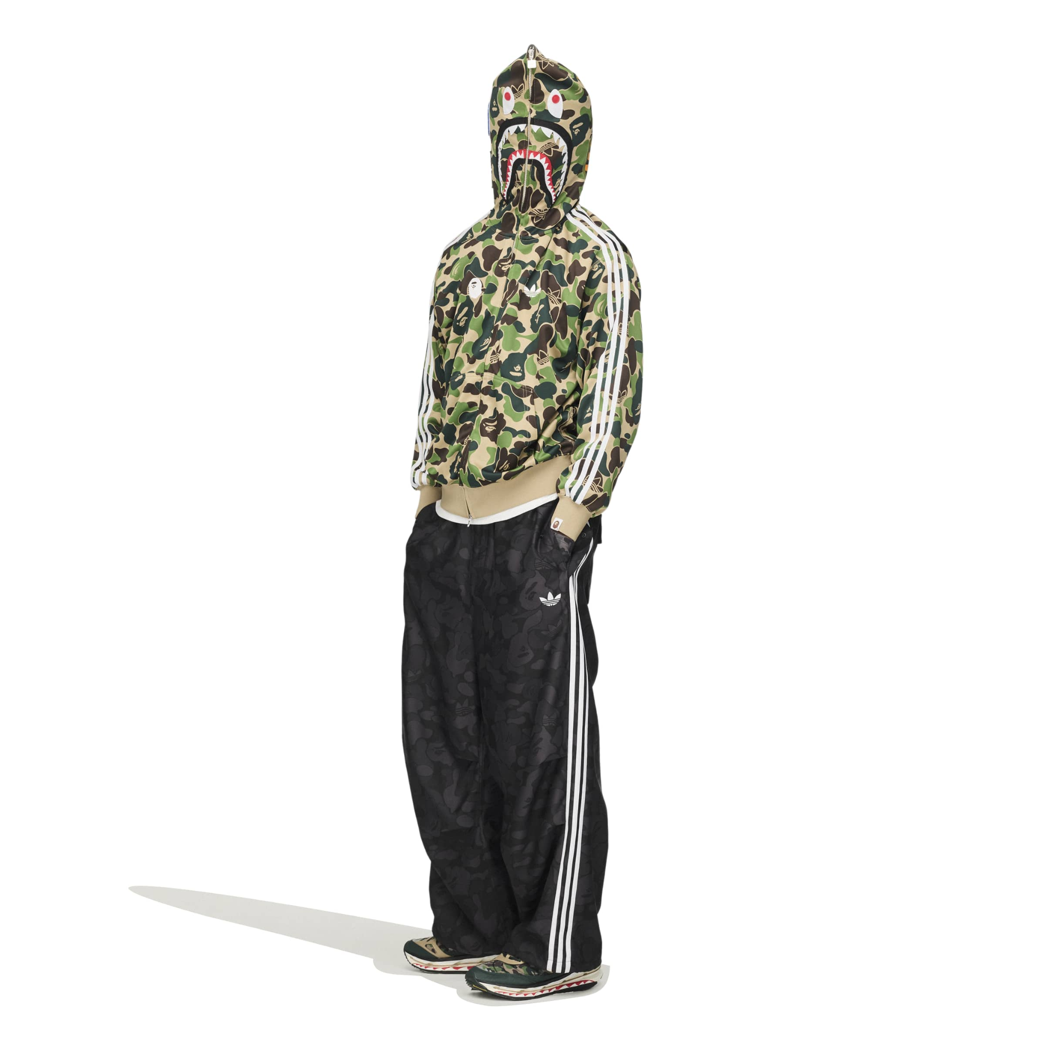  Áo Adidas Originals Shark Track 'Crew Green' 