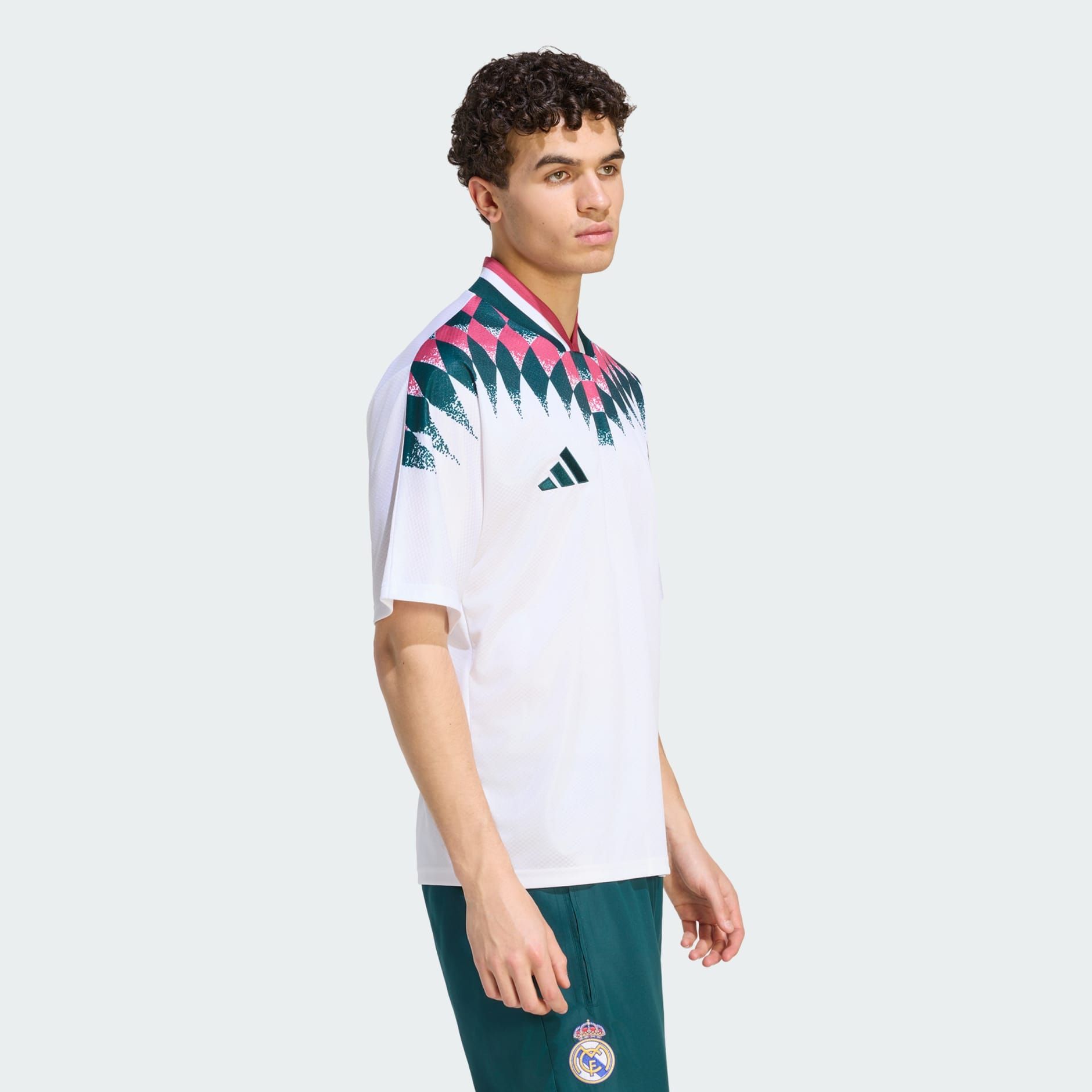  Áo Adidas Real Madrid Stadium Jersey 