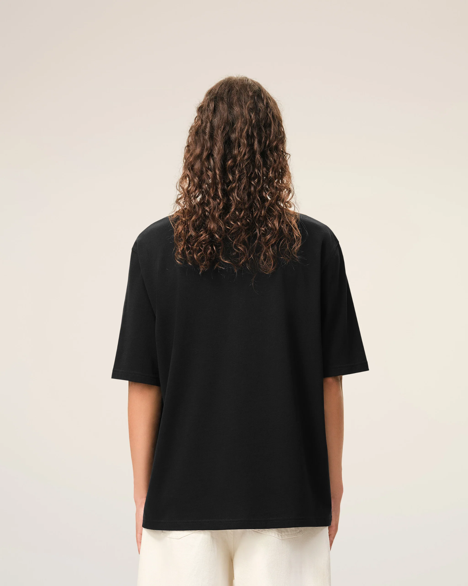  Áo Ami De Coeur Embossed  T-shirt 'Black' 