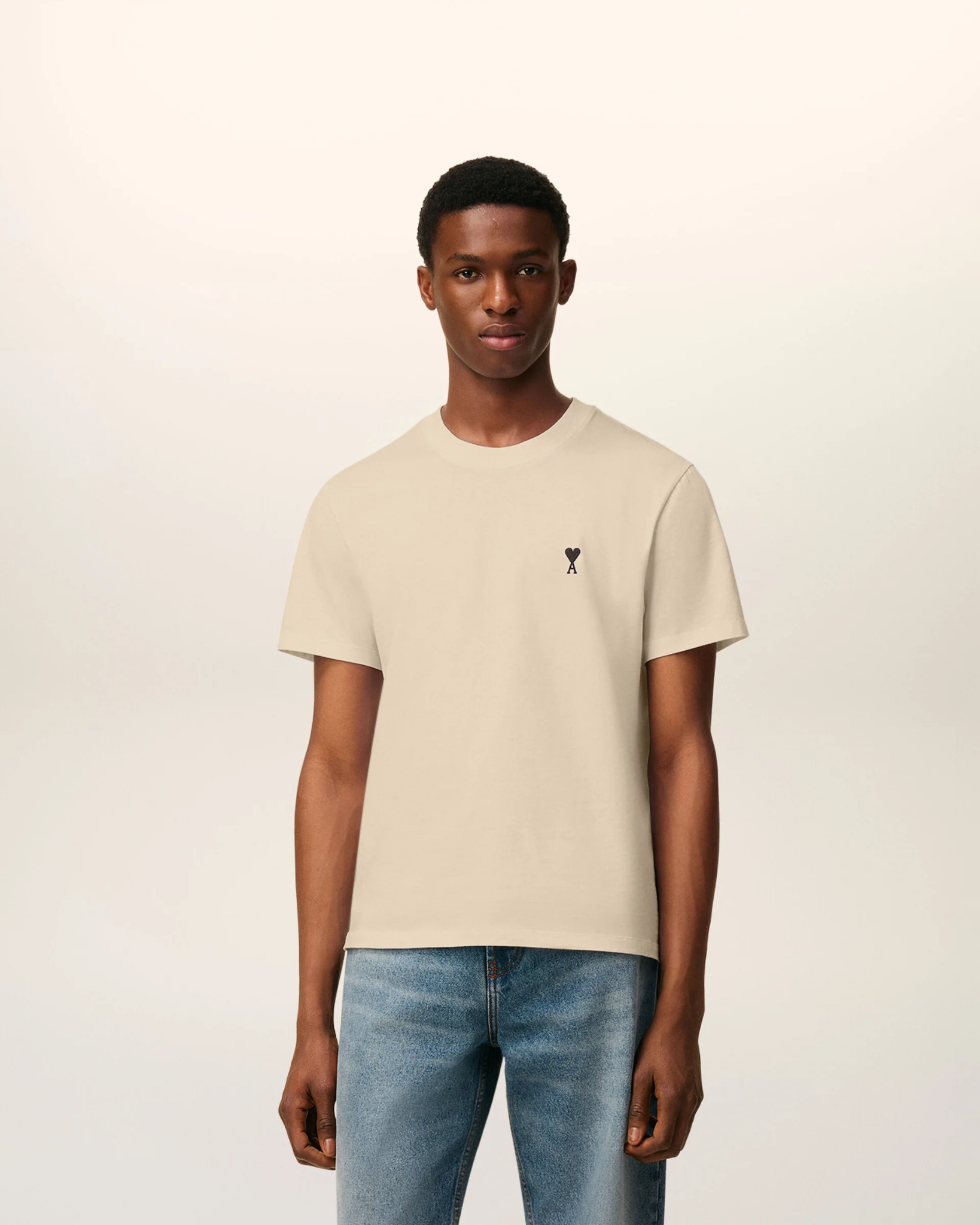  Áo Ami De Coeur T-shirt 'Beige' 