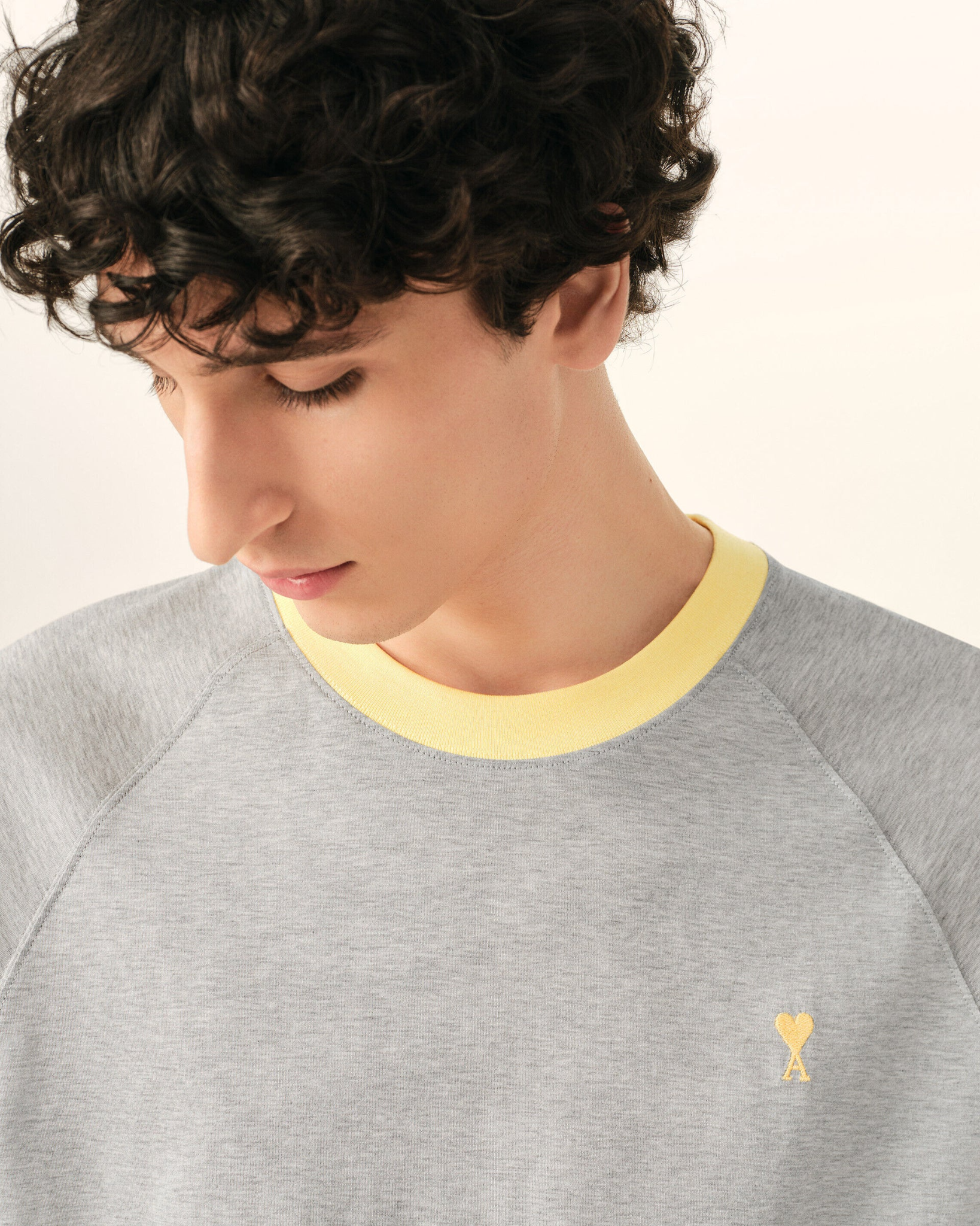  Áo Ami De Coeur T-Shirt 'Grey' 