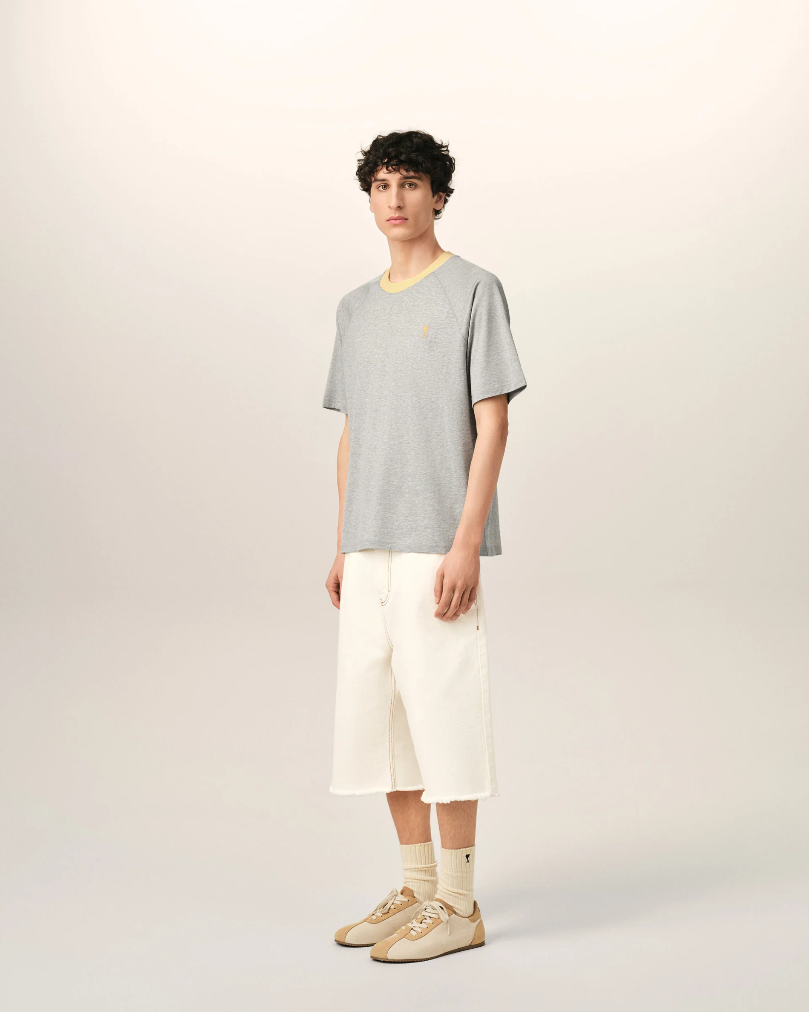  Áo Ami De Coeur T-Shirt 'Grey' 