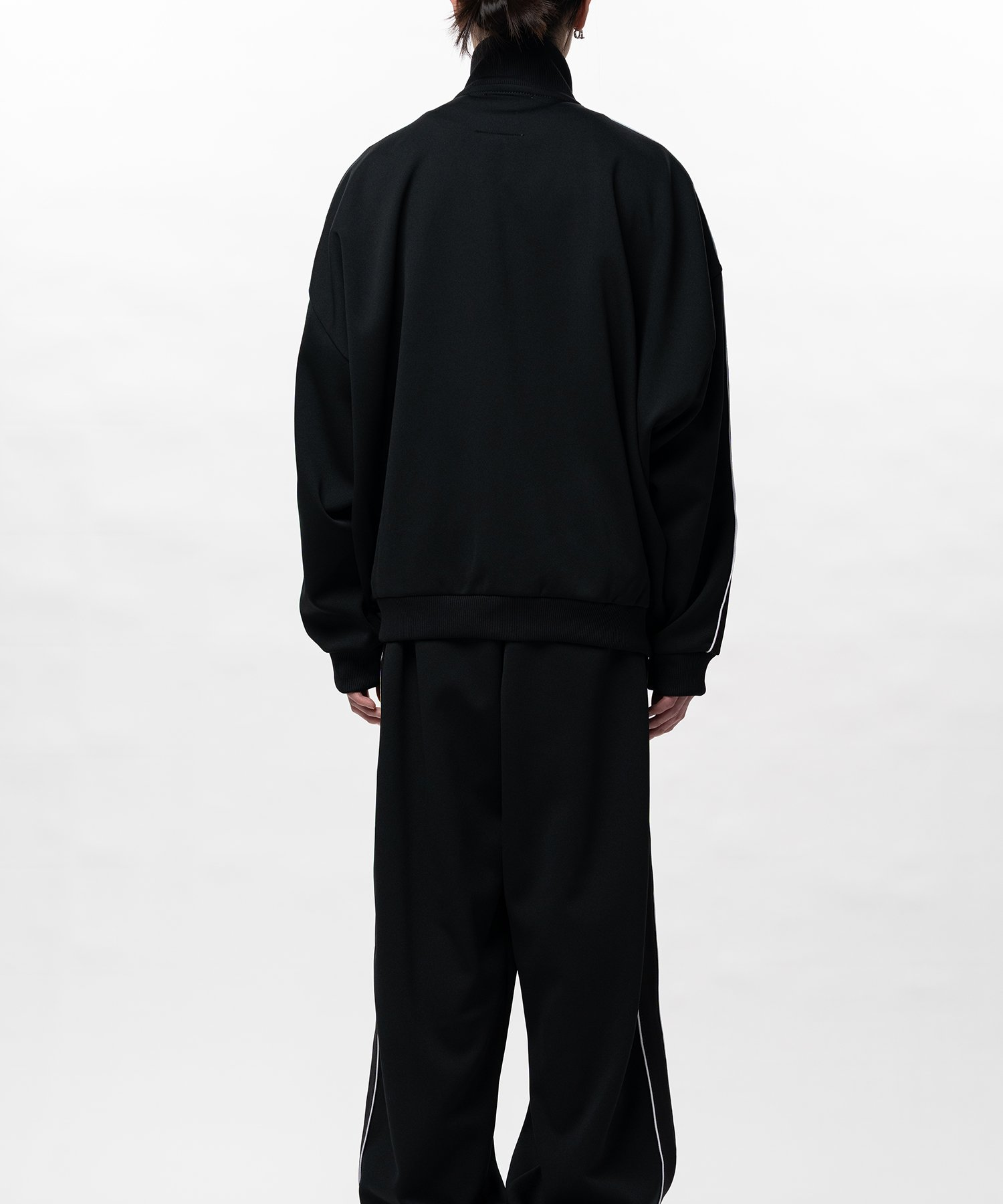  Áo Maison Mihara Yasuhiro Amateur Sewn 'Black' 