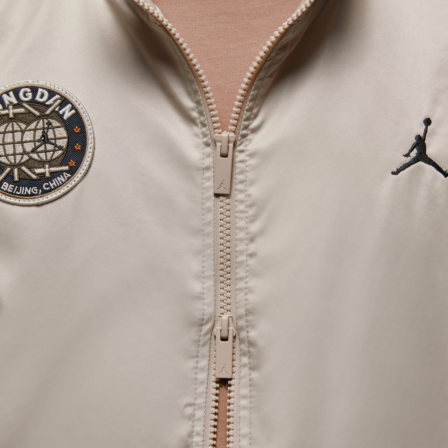 Áo Nike Jordan AS M J WIND JKT DD 'Beige' 
