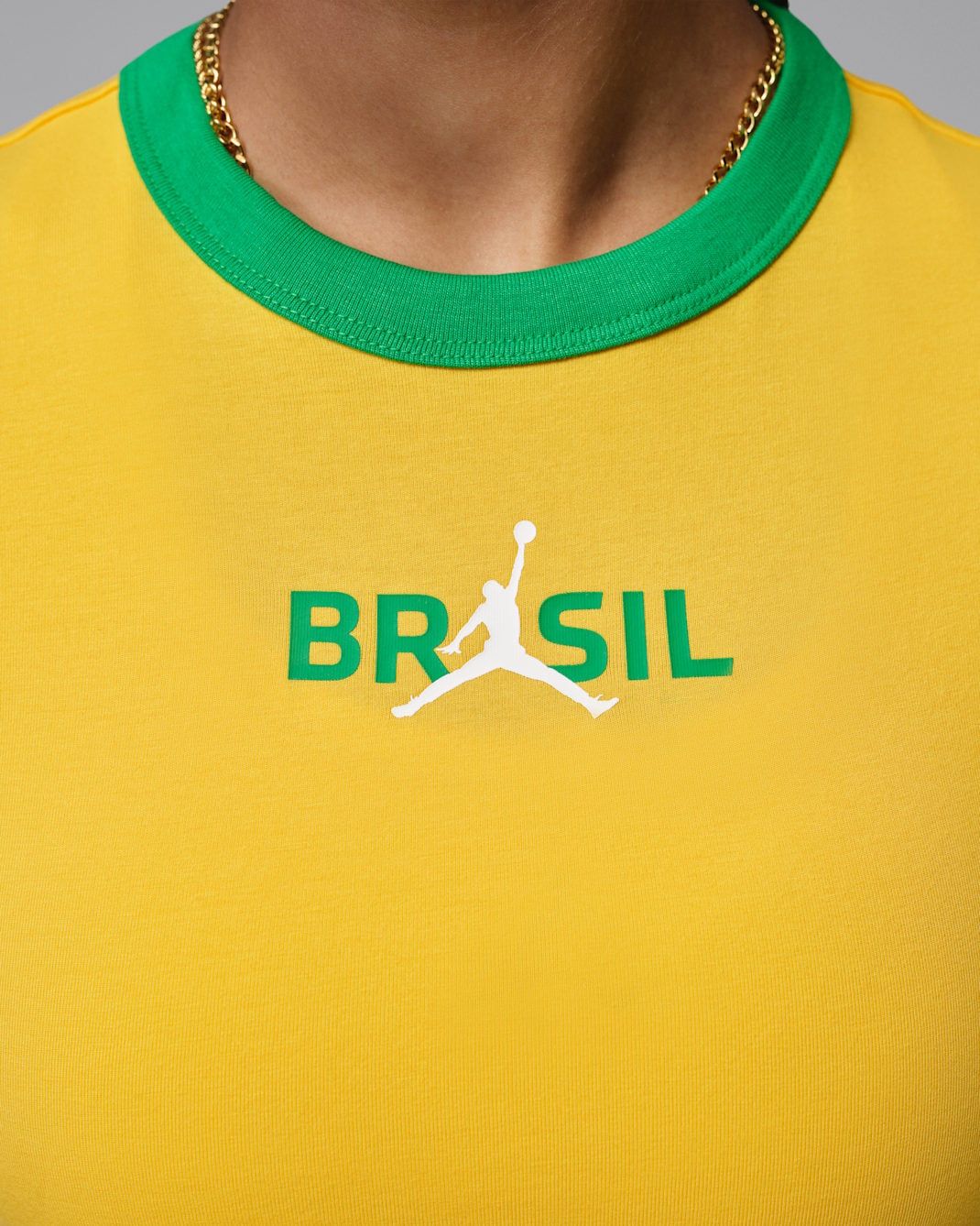 Áo Nike Jordan Graphic Brazil Crew-Neck Top 