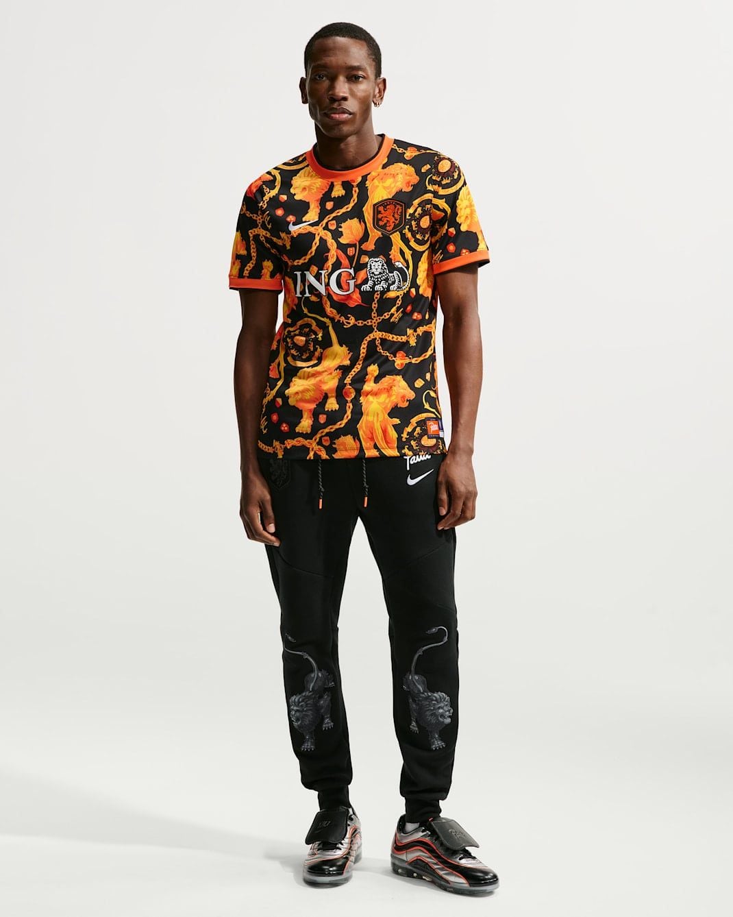  Áo Nike Netherlands x Patta Academy Pro Short-Sleeve Top 