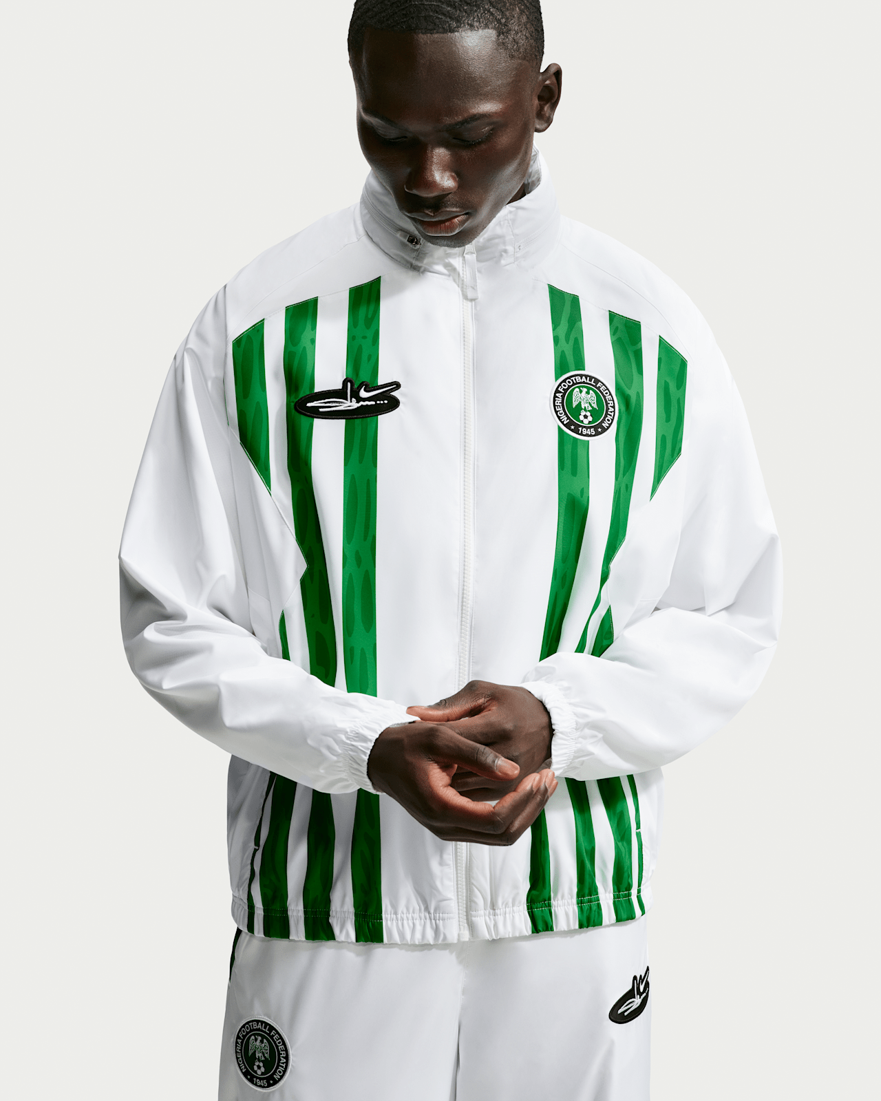  Áo Nike Nigeria x Slawn Lightweight Jacket 