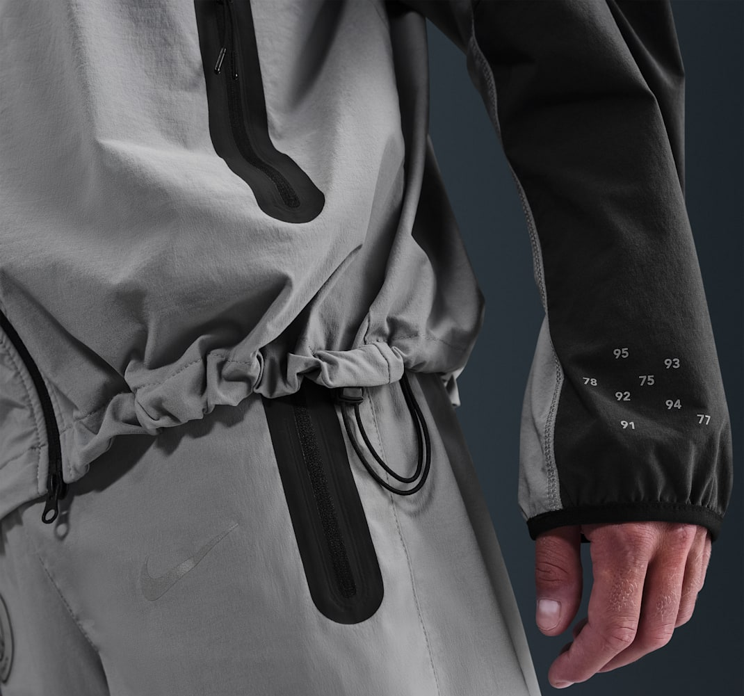  Áo Nike PSG Tech Windrunner Woven Jacket 'Particle Grey' 