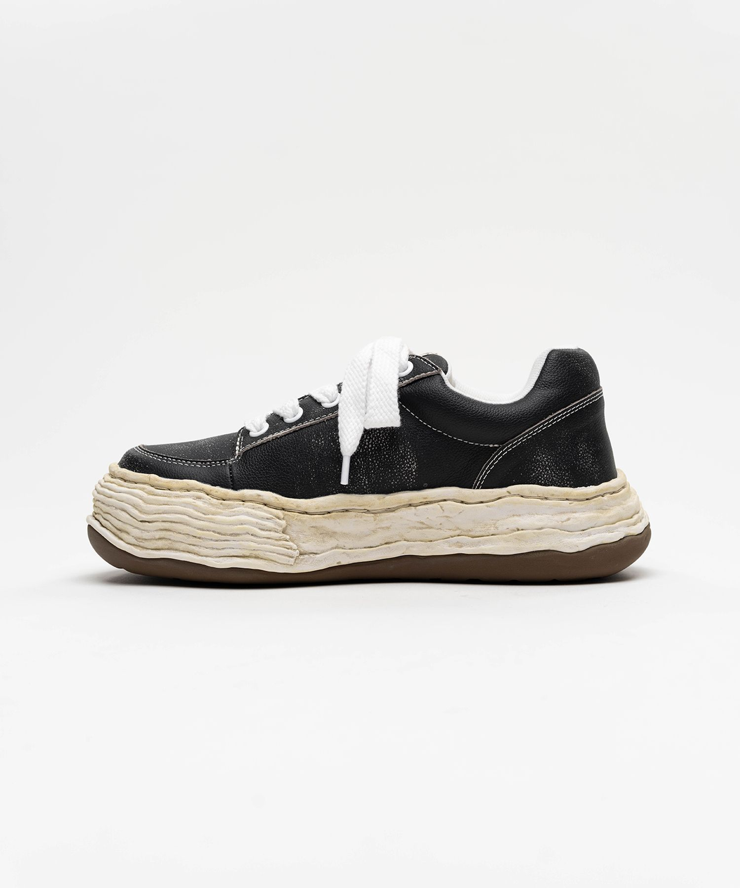  Giày Maison Mihara Yasuhiro Oliver OG Sole Shrink 'Black White' 