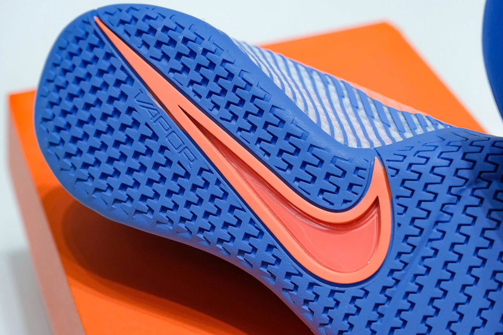  Giày Nữ Nike Court Air Zoom Vapor 11 'Wild Mango Royal Pulse' 